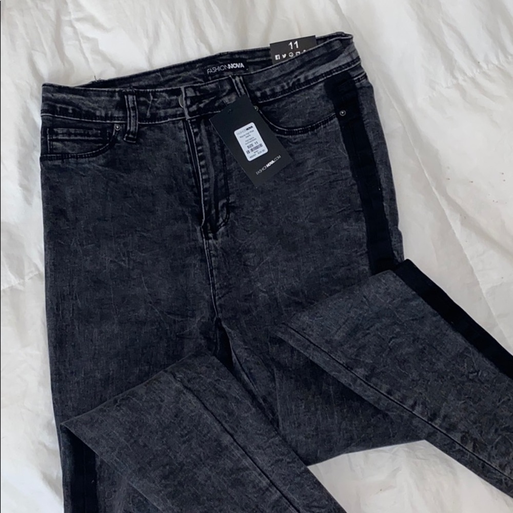 NEW fashion nova jeans